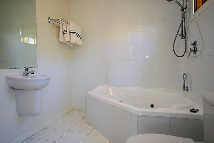 Possums Spa Apartments Hobart Rum bild